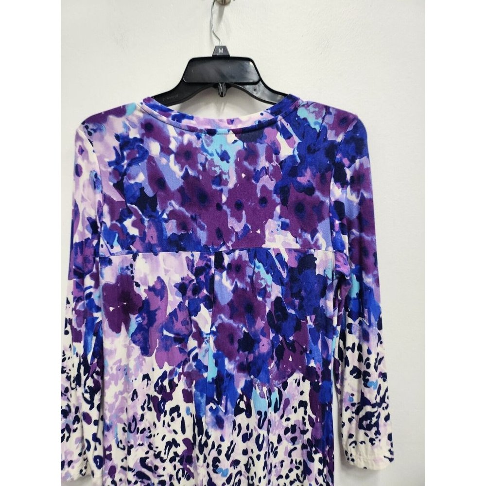 LOGO Lori Goldstein Womens Tunic Top Small Purple White Floral Jersey Sharkbite - Picture 7 of 7